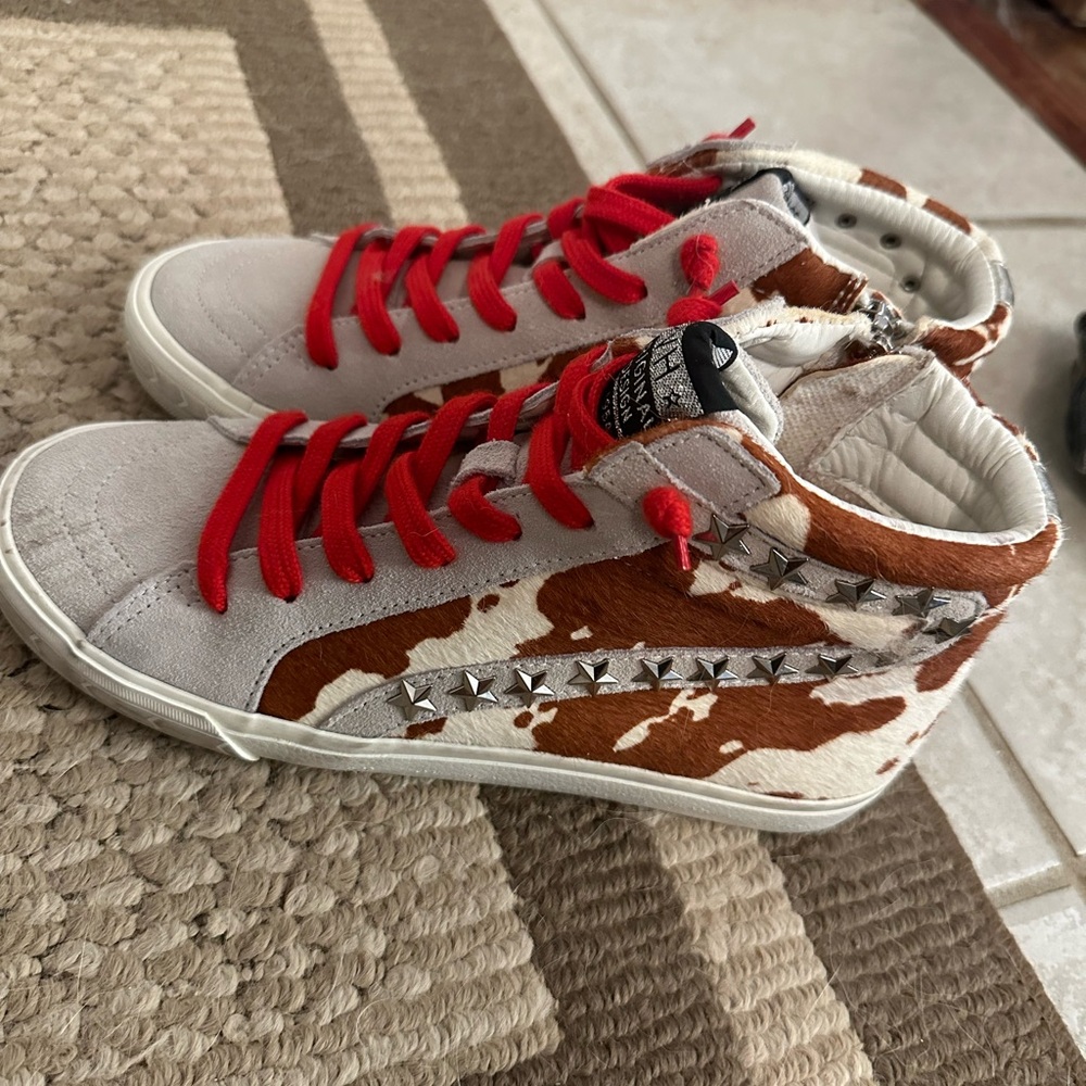 NWOT VINTAGE HAVANA COW PRINT CATHERINE MULTI MIX SNEAKERS 7.5